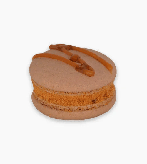 Golden Honey Bite macarons with creamy filling and honeycomb pieces